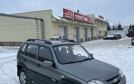 Chevrolet Niva I рестайлинг, 2012 год, 649 999 рублей, 14 фотография