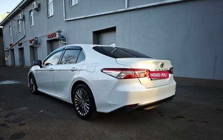 Toyota Camry, 2020 год, 3 150 000 рублей, 5 фотография