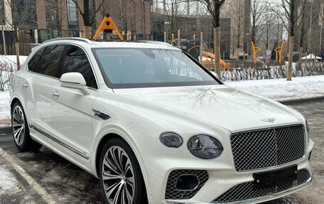 Bentley Bentayga I, 2022 год, 33 800 000 рублей, 11 фотография