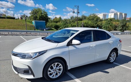 Toyota Corolla, 2018 год, 2 100 000 рублей, 1 фотография