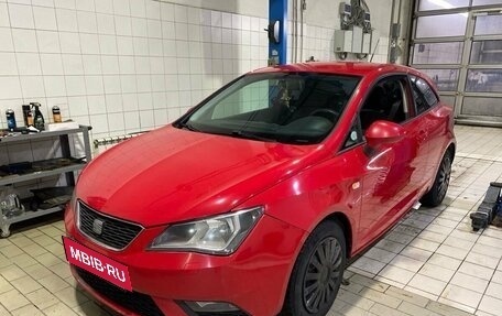 SEAT Ibiza IV рестайлинг 2, 2012 год, 947 000 рублей, 1 фотография