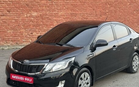 KIA Rio III рестайлинг, 2014 год, 850 000 рублей, 2 фотография