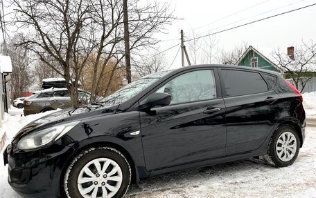 Hyundai Solaris II рестайлинг, 2013 год, 680 000 рублей, 2 фотография