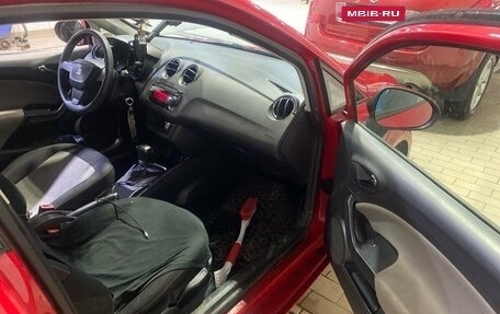 SEAT Ibiza IV рестайлинг 2, 2012 год, 947 000 рублей, 14 фотография