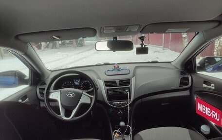 Hyundai Solaris II рестайлинг, 2012 год, 1 120 000 рублей, 3 фотография