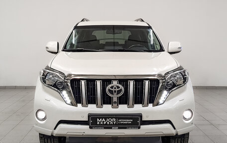 Toyota Land Cruiser Prado 150 рестайлинг 2, 2017 год, 4 650 000 рублей, 2 фотография