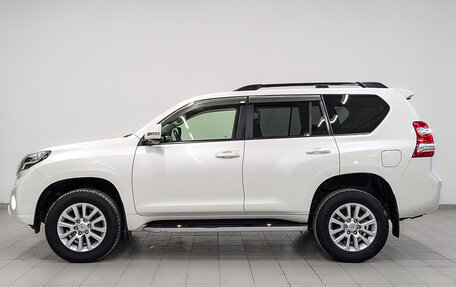 Toyota Land Cruiser Prado 150 рестайлинг 2, 2017 год, 4 650 000 рублей, 8 фотография