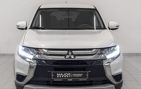 Mitsubishi Outlander III рестайлинг 3, 2015 год, 1 580 000 рублей, 2 фотография