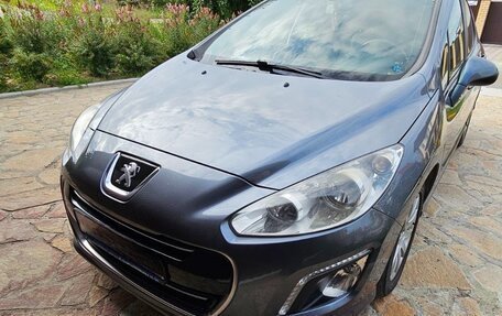 Peugeot 308 II, 2011 год, 690 000 рублей, 1 фотография