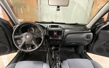 Nissan Almera, 2005 год, 450 000 рублей, 11 фотография