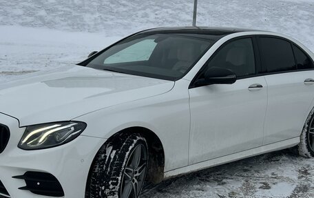 Mercedes-Benz E-Класс, 2018 год, 2 799 999 рублей, 8 фотография