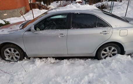 Toyota Camry, 2011 год, 1 100 000 рублей, 2 фотография