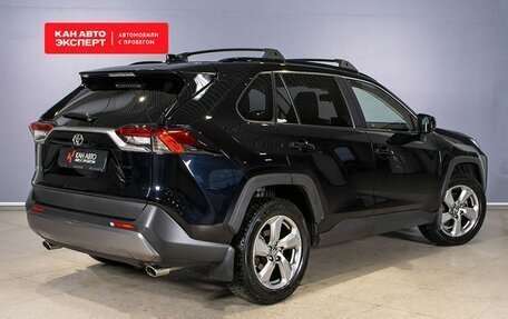 Toyota RAV4, 2019 год, 2 973 300 рублей, 2 фотография