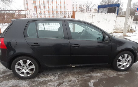 Volkswagen Golf V, 2003 год, 405 000 рублей, 2 фотография