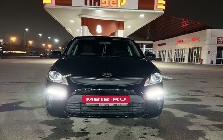 KIA Rio IV, 2018 год, 1 435 000 рублей, 2 фотография