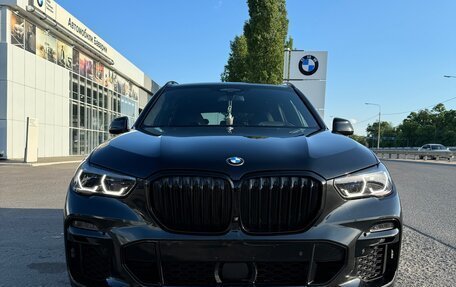 BMW X5, 2020 год, 8 800 000 рублей, 2 фотография