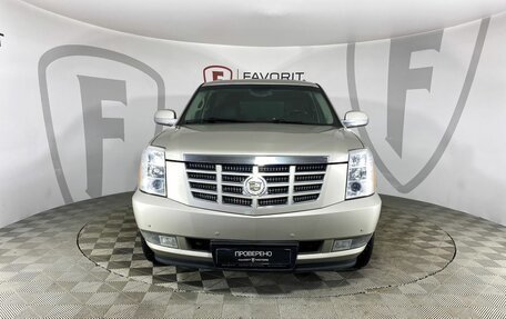 Cadillac Escalade III, 2008 год, 1 600 000 рублей, 2 фотография