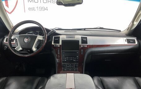 Cadillac Escalade III, 2008 год, 1 600 000 рублей, 7 фотография