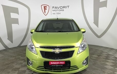 Chevrolet Spark III, 2011 год, 649 000 рублей, 2 фотография