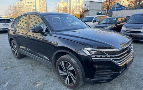 Volkswagen Touareg III, 2020 год, 5 900 000 рублей, 2 фотография