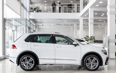 Volkswagen Tiguan II, 2020 год, 3 650 000 рублей, 14 фотография