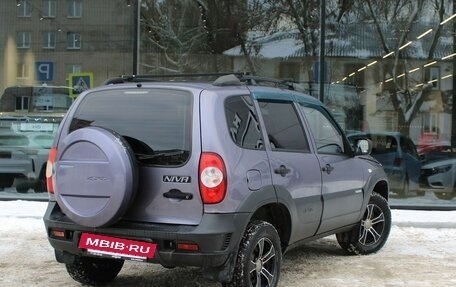 Chevrolet Niva I рестайлинг, 2015 год, 676 000 рублей, 5 фотография