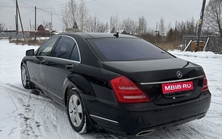 Mercedes-Benz S-Класс, 2010 год, 1 850 000 рублей, 1 фотография