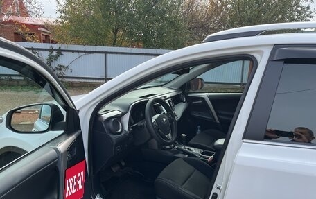 Toyota RAV4, 2018 год, 2 830 000 рублей, 16 фотография