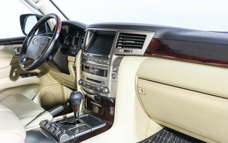 Lexus LX III, 2010 год, 3 700 000 рублей, 9 фотография