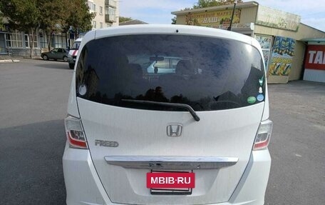 Honda Freed I, 2013 год, 1 450 000 рублей, 6 фотография