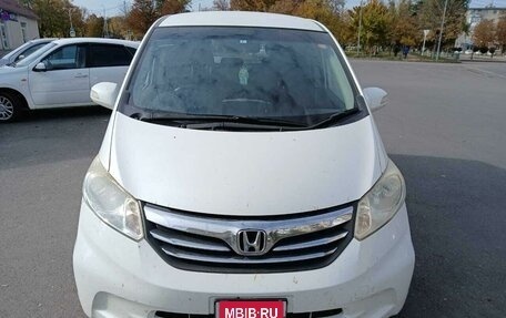 Honda Freed I, 2013 год, 1 450 000 рублей, 4 фотография