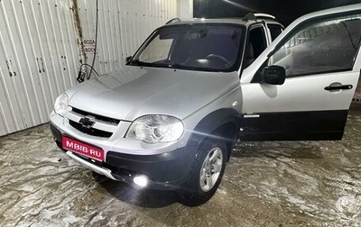 Chevrolet Niva I рестайлинг, 2011 год, 699 999 рублей, 1 фотография