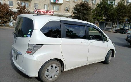 Honda Freed I, 2013 год, 1 450 000 рублей, 7 фотография