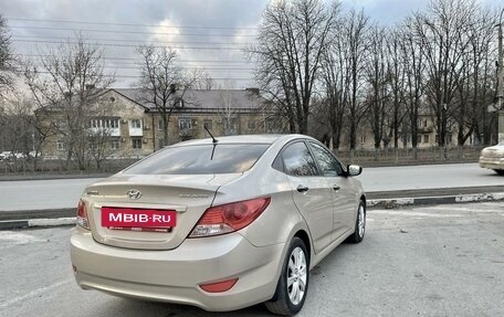 Hyundai Solaris II рестайлинг, 2012 год, 876 000 рублей, 4 фотография