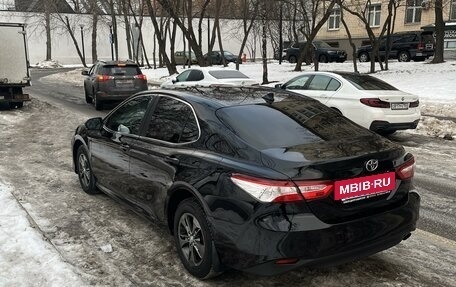 Toyota Camry, 2018 год, 2 400 000 рублей, 6 фотография