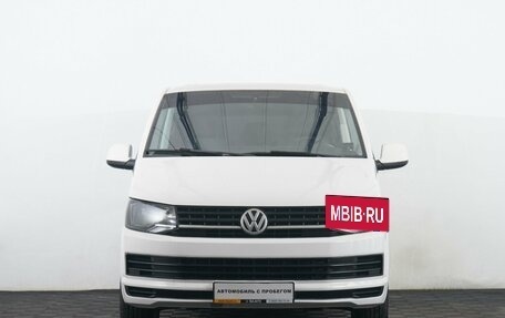 Volkswagen Caravelle T6 рестайлинг, 2015 год, 2 241 000 рублей, 5 фотография