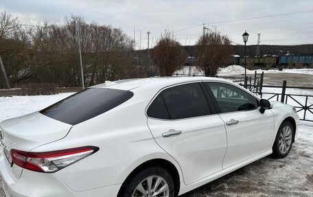 Toyota Camry, 2020 год, 3 050 000 рублей, 5 фотография