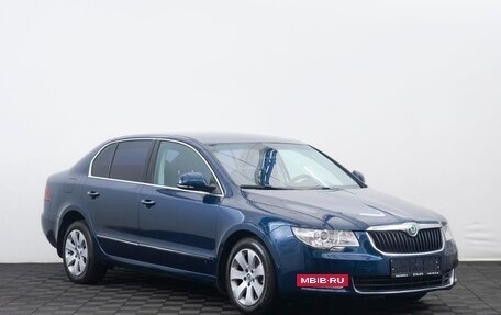 Skoda Superb III рестайлинг, 2012 год, 1 050 000 рублей, 3 фотография