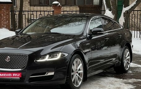 Jaguar XJ IV (X351), 2016 год, 4 300 000 рублей, 3 фотография