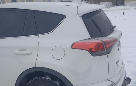 Toyota RAV4, 2016 год, 2 050 000 рублей, 3 фотография