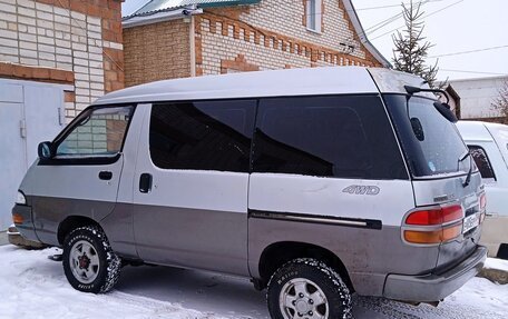 Toyota Town Ace III, 1992 год, 400 000 рублей, 2 фотография