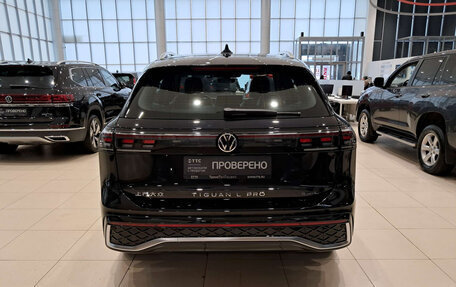 Volkswagen Tiguan, 2024 год, 5 650 000 рублей, 7 фотография