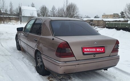 Mercedes-Benz C-Класс, 1994 год, 145 000 рублей, 2 фотография