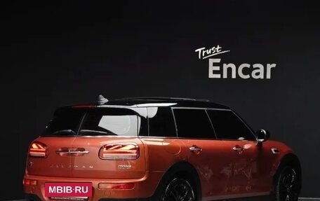 MINI Clubman, 2021 год, 2 600 000 рублей, 2 фотография