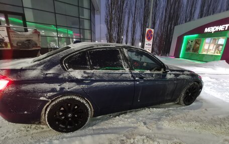 BMW 3 серия, 2017 год, 1 900 000 рублей, 5 фотография