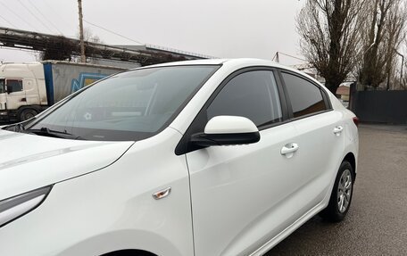 KIA Rio IV, 2017 год, 1 250 000 рублей, 18 фотография