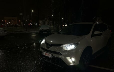 Toyota RAV4, 2016 год, 2 990 000 рублей, 9 фотография