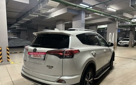 Toyota RAV4, 2016 год, 2 990 000 рублей, 6 фотография