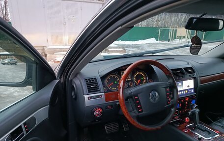 Volkswagen Touareg III, 2005 год, 750 000 рублей, 7 фотография