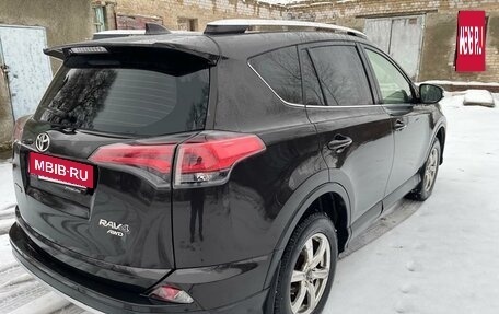 Toyota RAV4, 2015 год, 2 250 000 рублей, 7 фотография